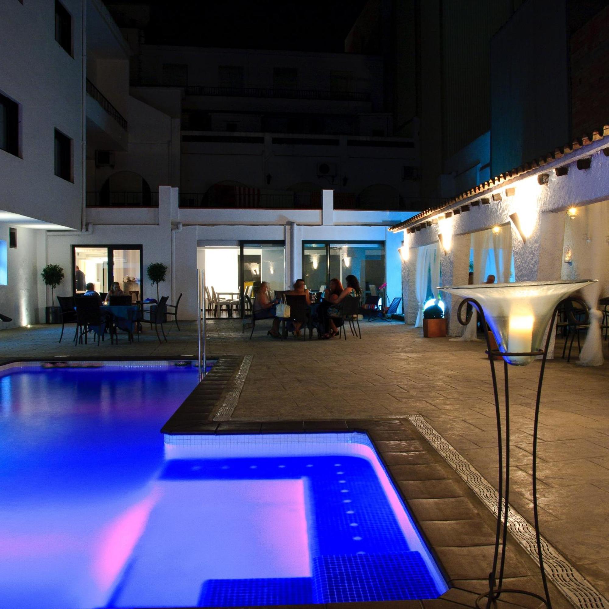 Hotel Salome Калафелл Экстерьер фото